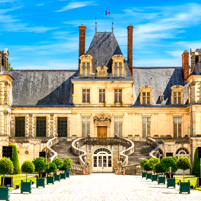 Paris to Fontainebleau